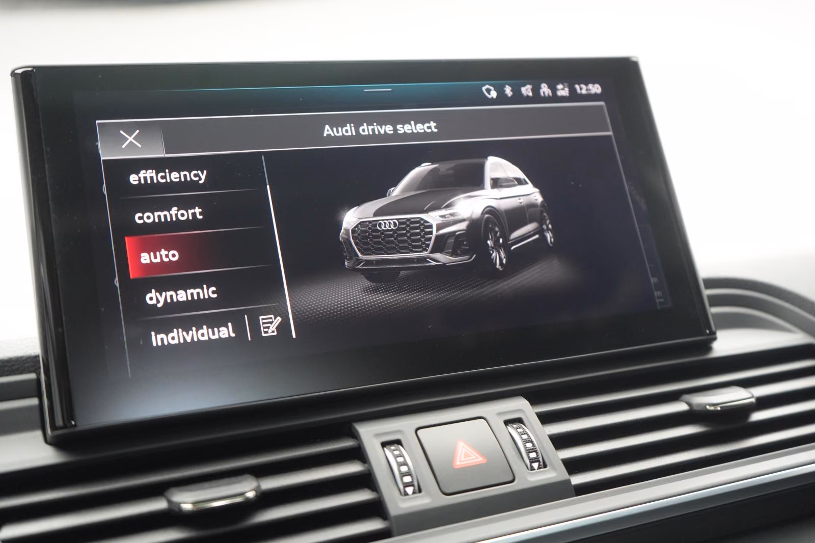 (B-275) Audi Q5 40 TDI quattro S tronic Leder/Temp/Kamera/Pan - Image 13