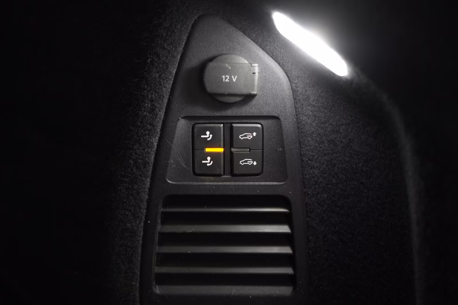 (B-385) Volkswagen Touareg 3.0 V6 TDI 4Motion R line Leder/ACC/Kame - Image 28