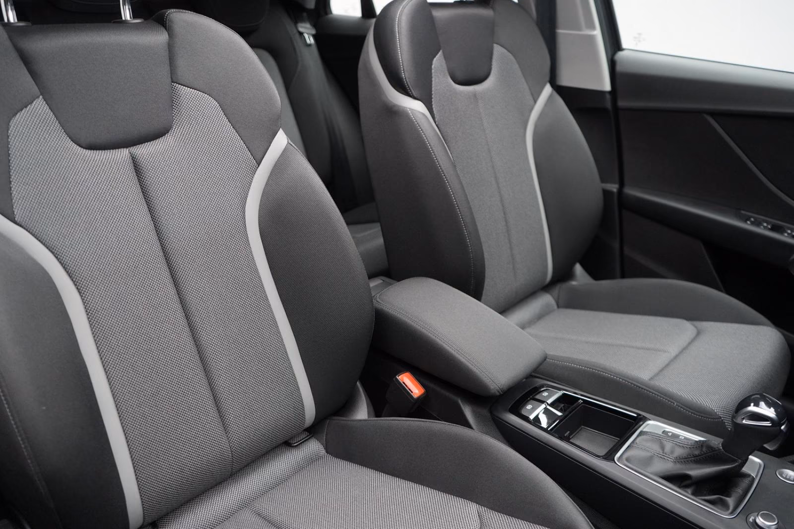 (B-211) Audi Q2 35 TFSI S line ACC/Kamera/Pano/Virtual/Matrix(Záruka do 3/2028 - Image 7