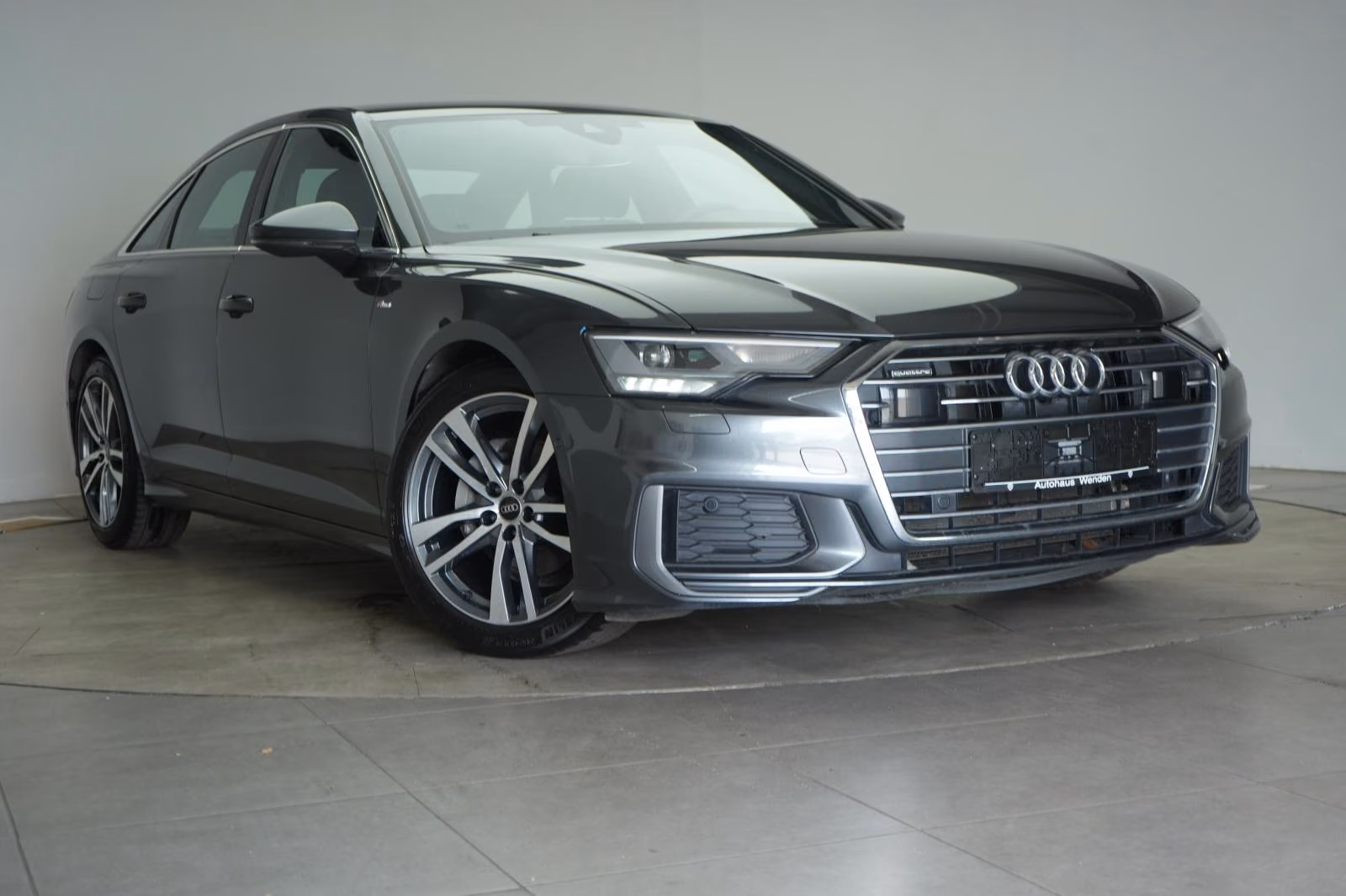 (B-531) Audi A6 40 TDI quattro S-Line ACC/STHZ/AHK/Lane/Navi/ - Image 1