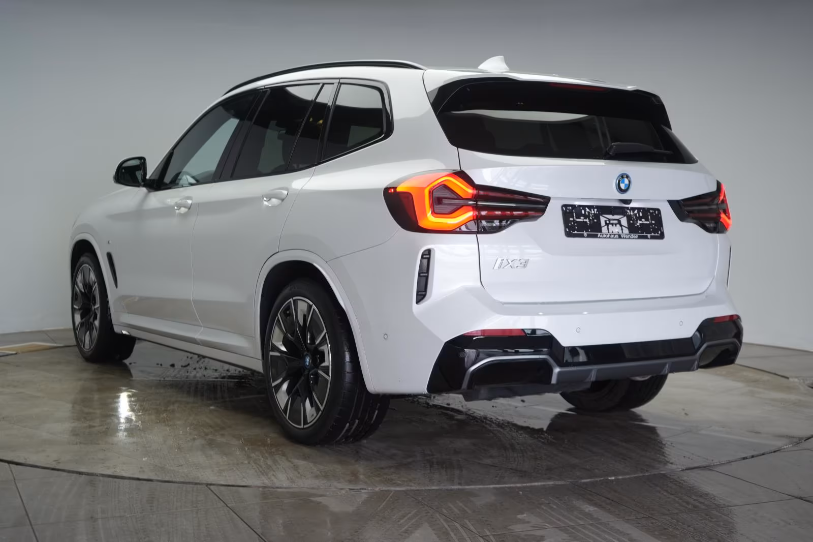 (B-421) BMW iX3 Impressive M Sport Leder/ACC/Kamera/Virtual/ - Image 4