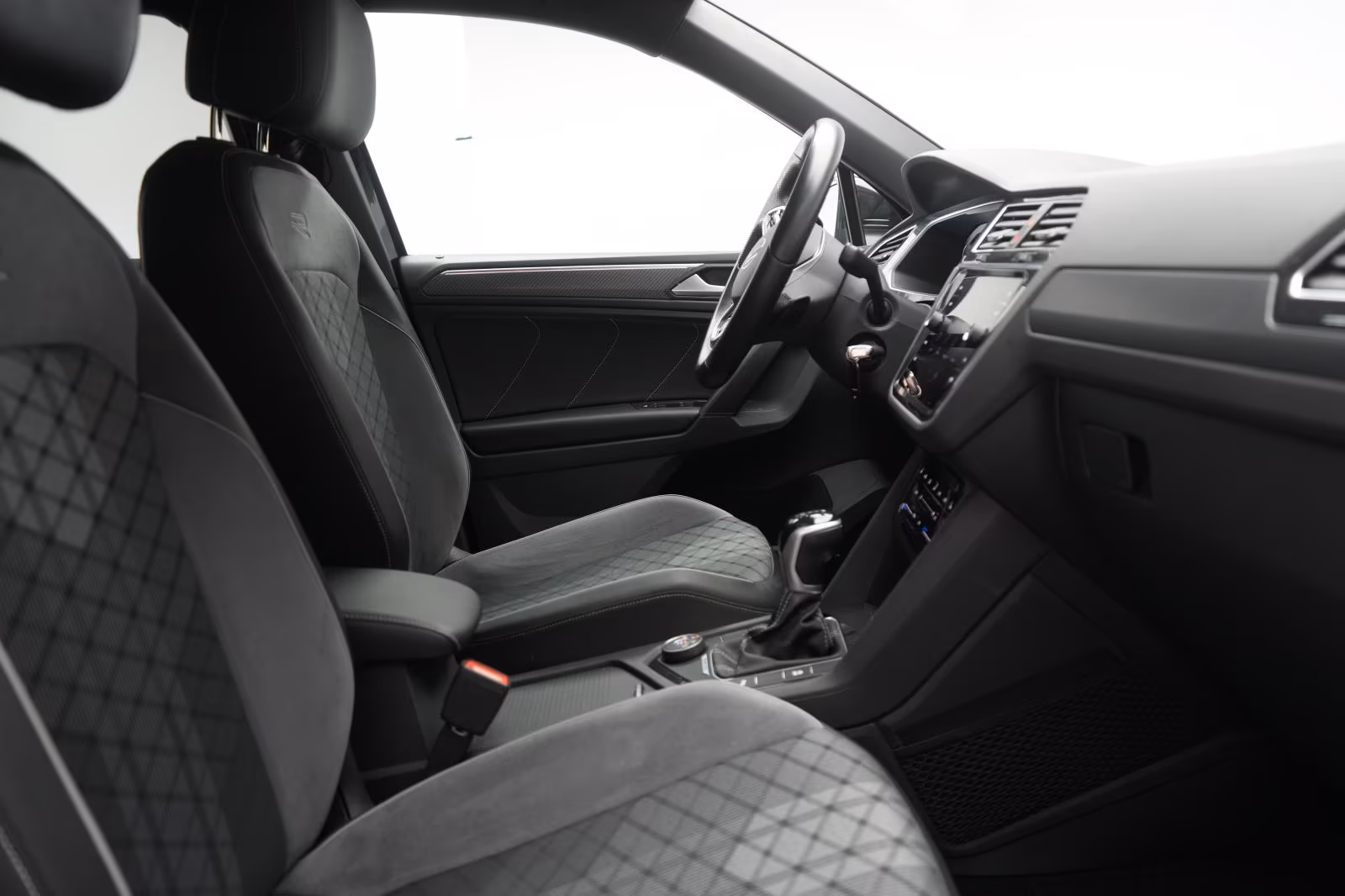 (B-332) Volkswagen Tiguan 2.0 TSI 4Motion DSG R-Line ACC/Kamera/Vir - Image 9