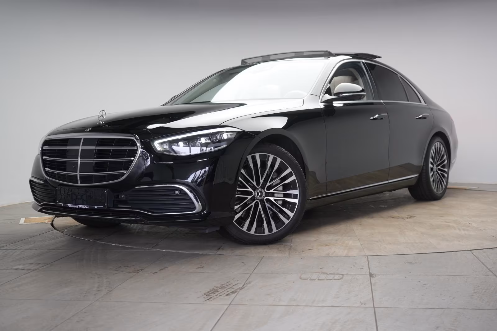 (B-200) Mercedes-Benz S 400 d 4Matic 9G-Tronic Leder/Distronic/HUD/ - Image 3