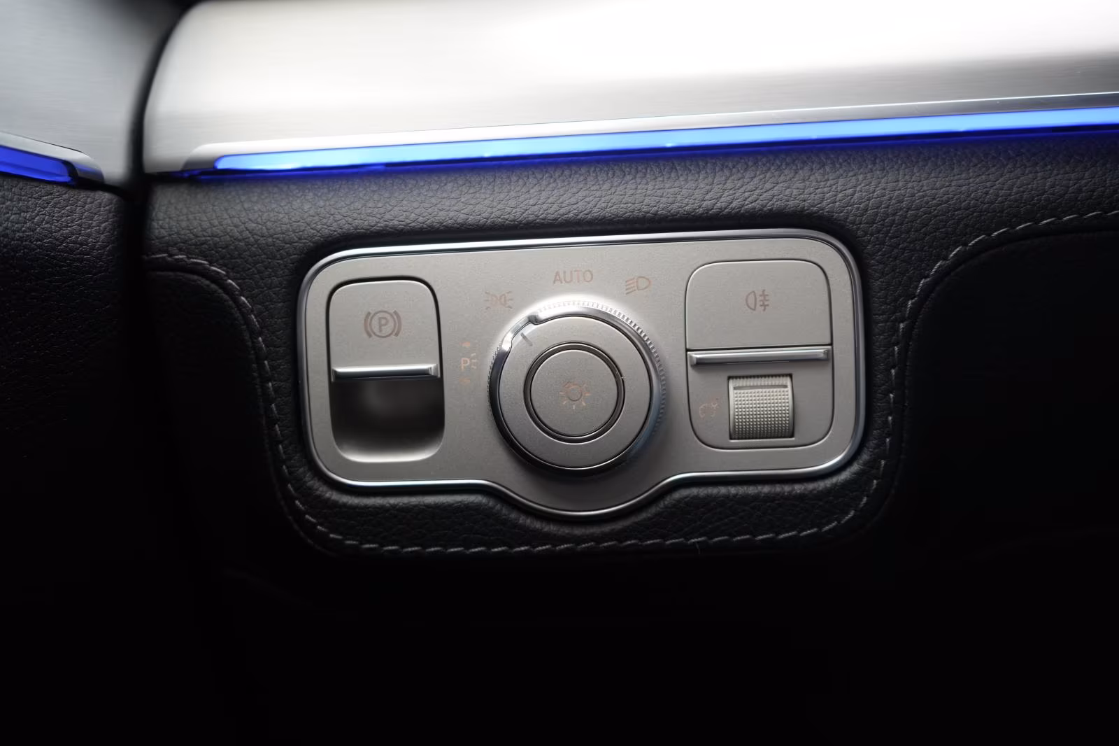 (B-328) Mercedes-Benz(Hybrid) GLE 350 de 4Matic AMG Leder/Temp/Burmester - Image 14