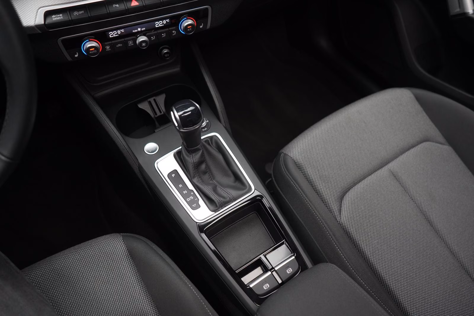 (B-211) Audi Q2 35 TFSI S line ACC/Kamera/Pano/Virtual/Matrix(Záruka do 3/2028 - Image 18