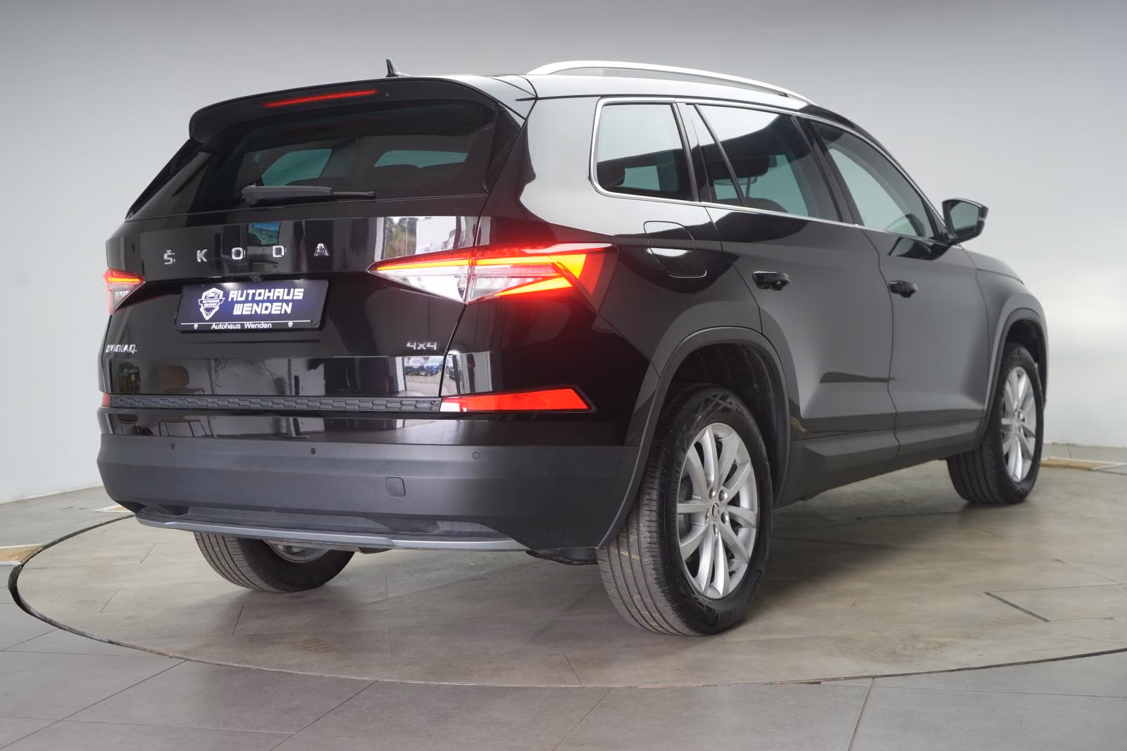 (B-093) Skoda(7 ghế) Kodiaq 2.0 TDI 4x4 DSG Style ACC/Kamera/Virtual/ - Image 5