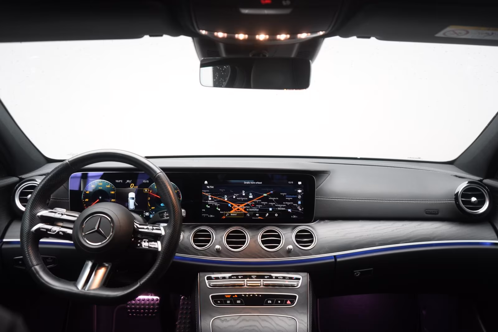(B-016) Mercedes-Benz(Hybrid) E 300 de T 9G-Tronic AMG Distronic/Kamera/Burm - Image 15