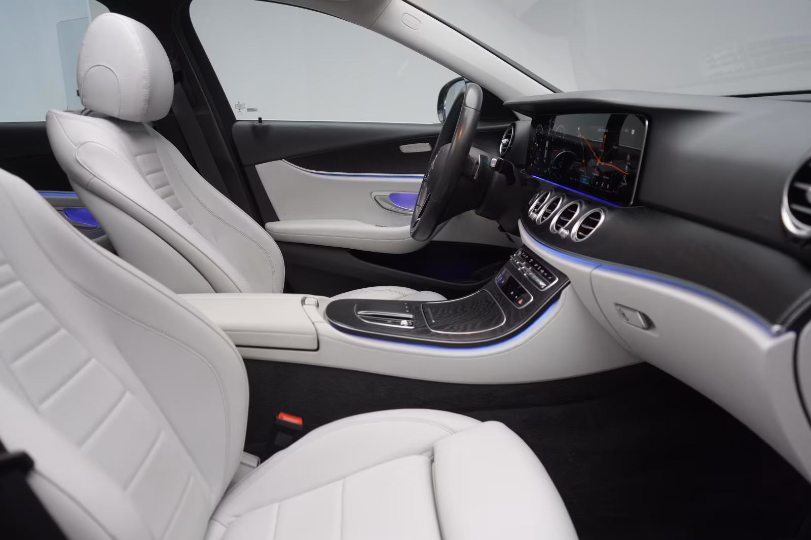 (B-125) Mercedes-Benz E 300 d 4Matic 9G-Tronic Avantgarde Leder/Distro - Image 9