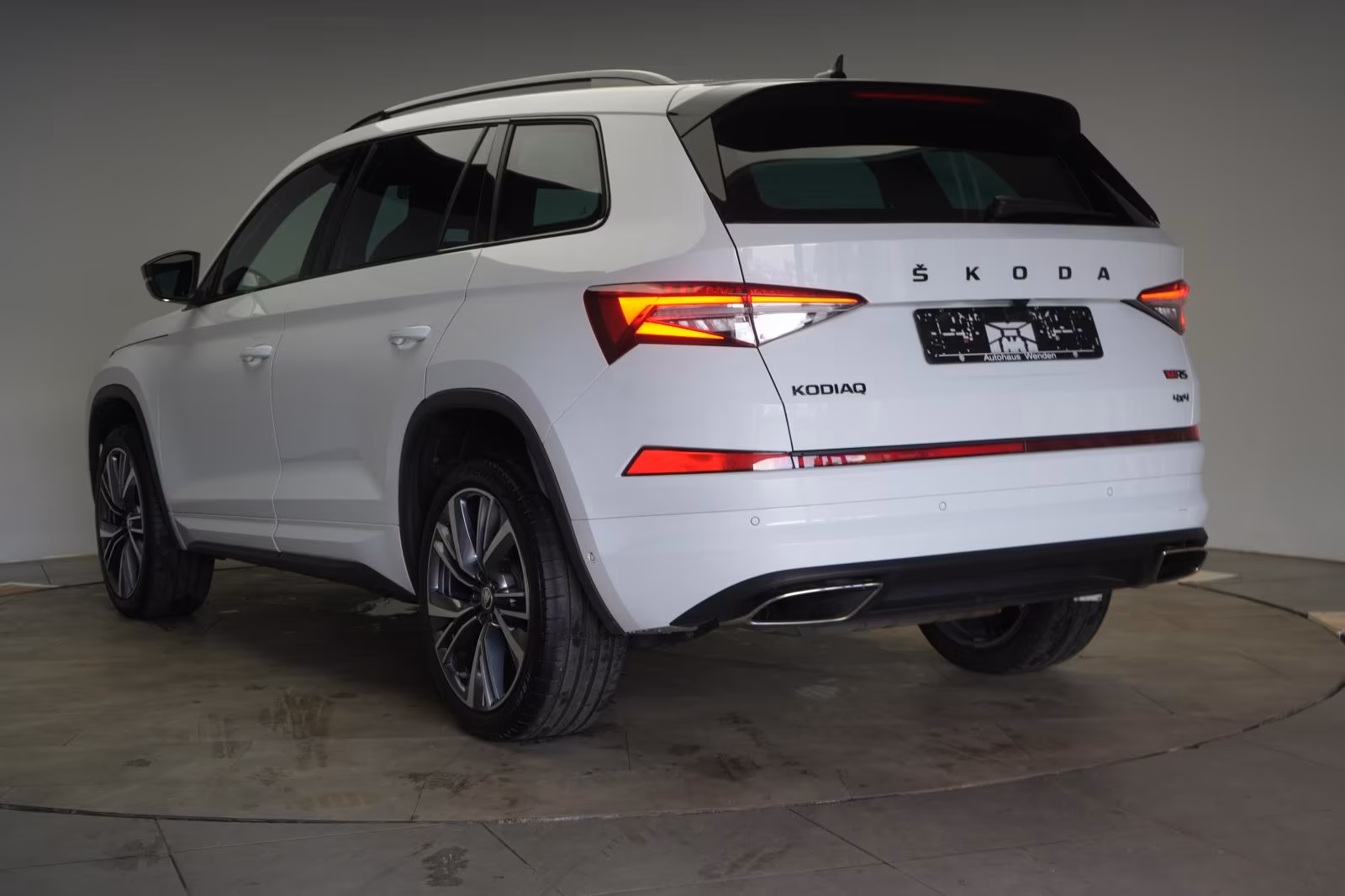 (B-033) Skoda Kodiaq RS 2.0 TSI ACC/Kamera/Virtual/Lane/AHK/Si - Image 4