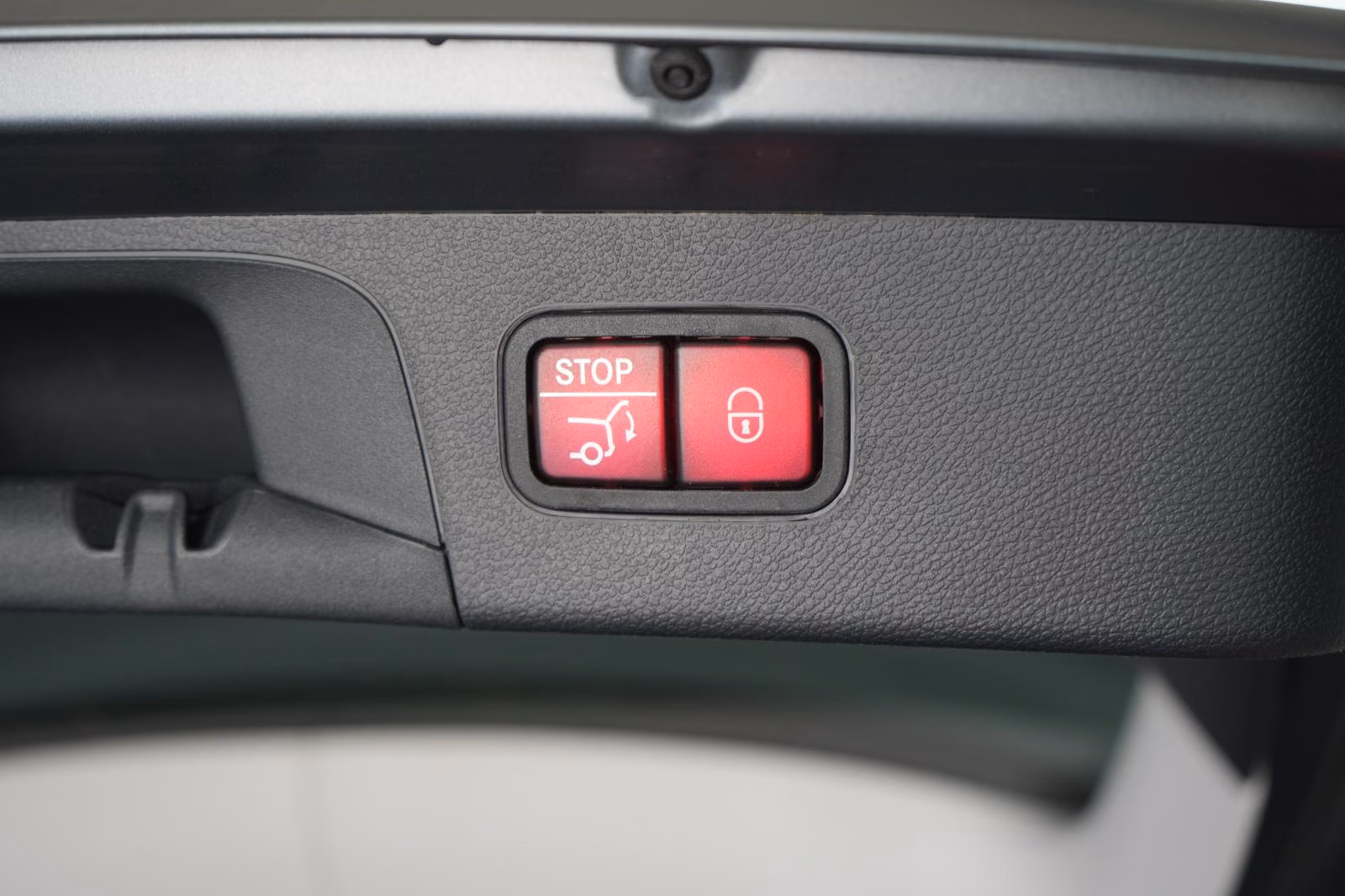 (B-582) Mercedes-Benz GLC 220 d 4Matic 9G-TRONIC Temp/Kamera/HU - Image 27