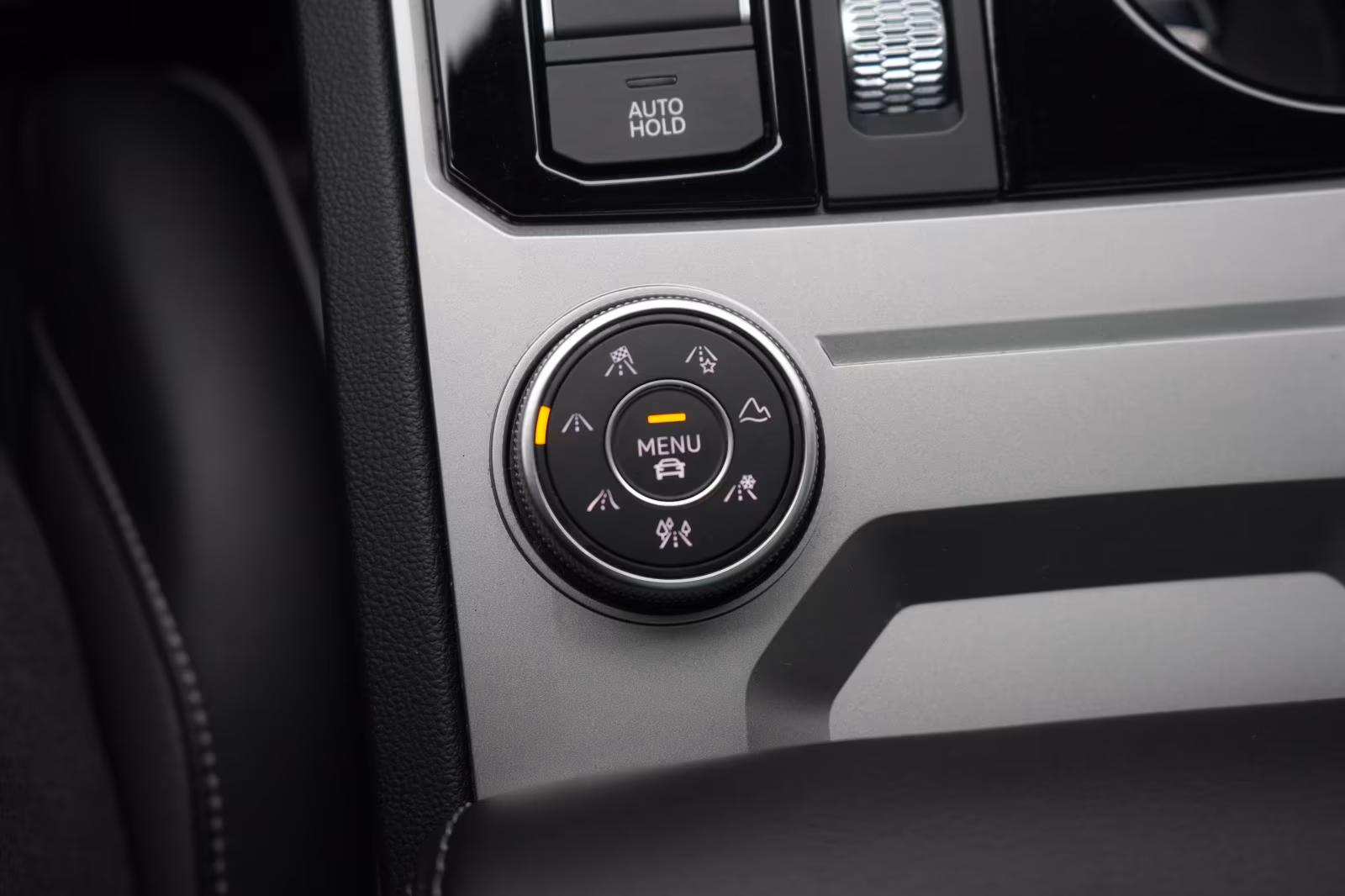 (B-411) Volkswagen Touareg 3.0 V6 TDI 4Motion R-Line Leder/ACC/Kame - Image 16