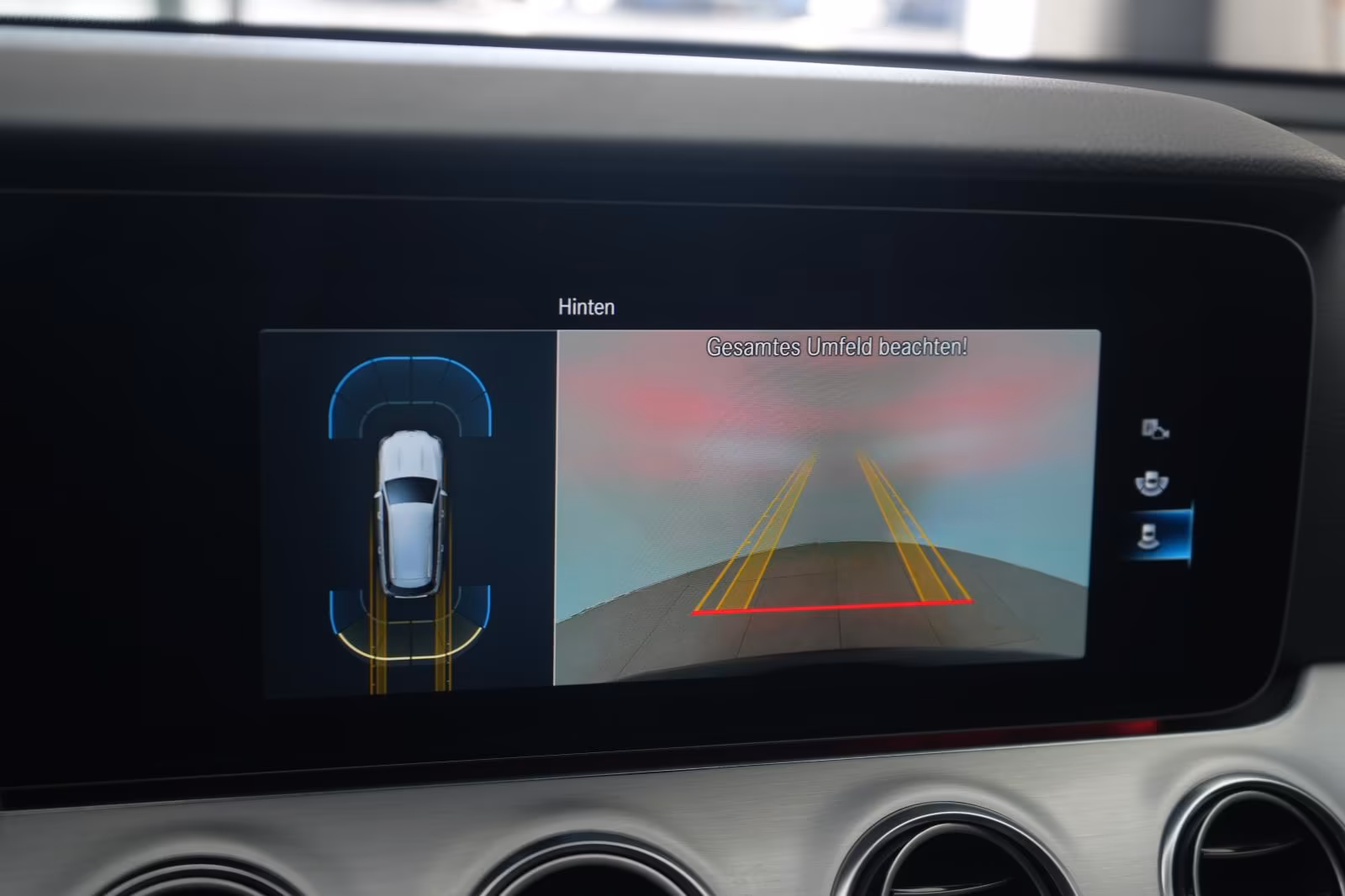 (B-360) Mercedes-Benz(Hybrid) E 300 e T 9G-Tronic Avantgarde Temp/Kamera/Pa - Image 17