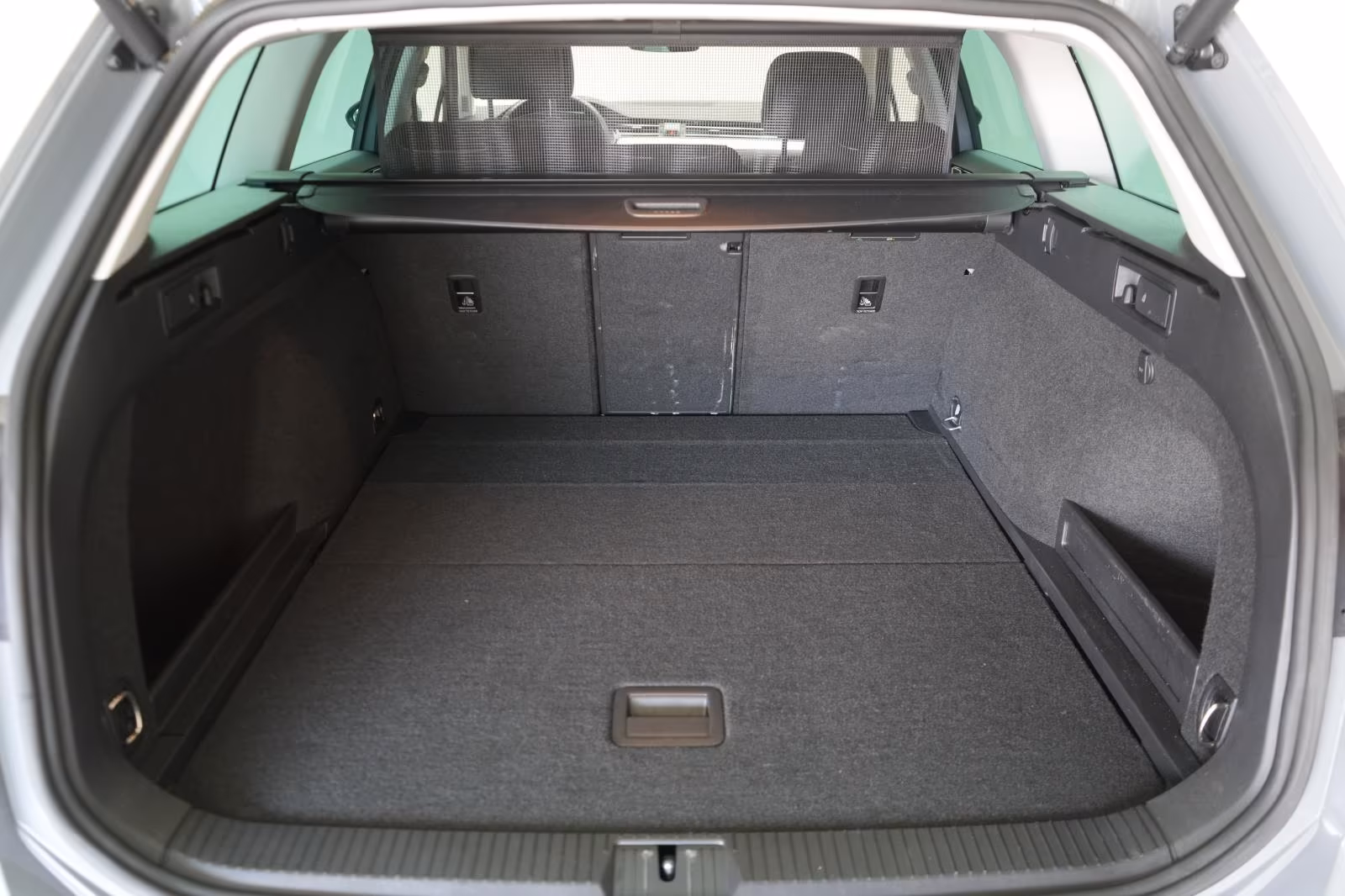 (B-101) Volkswagen Passat Variant 2.0 TDI DSG Business ACC/Kamera/L - Image 22