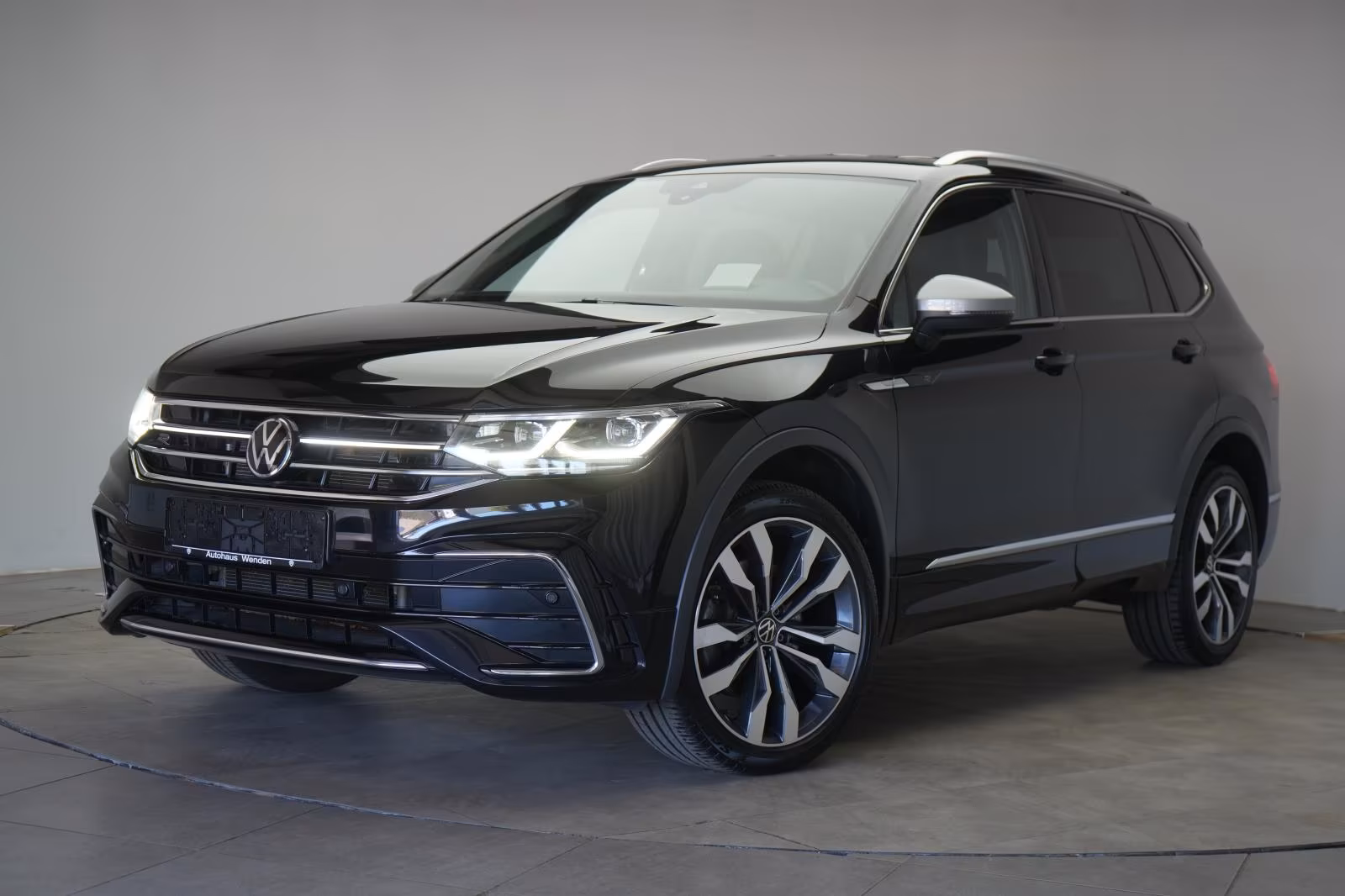 (B-321) Volkswagen Tiguan Allspace 2.0 TDI 4Motion R line ACC/Kamer - Image 3
