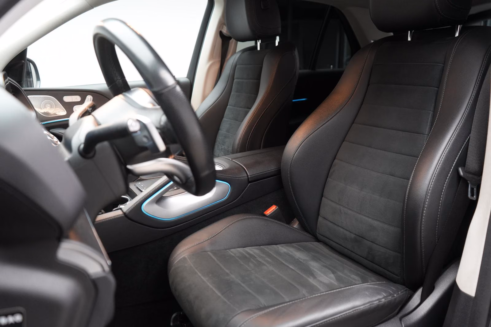(B-267) Mercedes-Benz(Hybrid) GLE 350 de 4Matic 9G-T Distronic/Kamera/Standh - Image 7