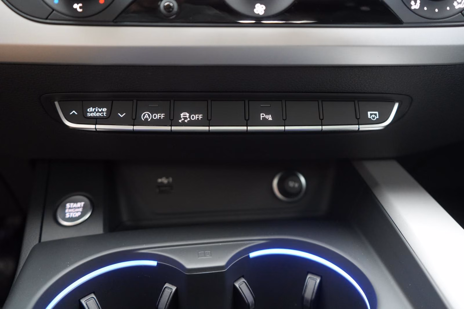 (B-730) Audi A4 45 TFSI quattro S tronic S line ACC/Virtual/P - Image 15