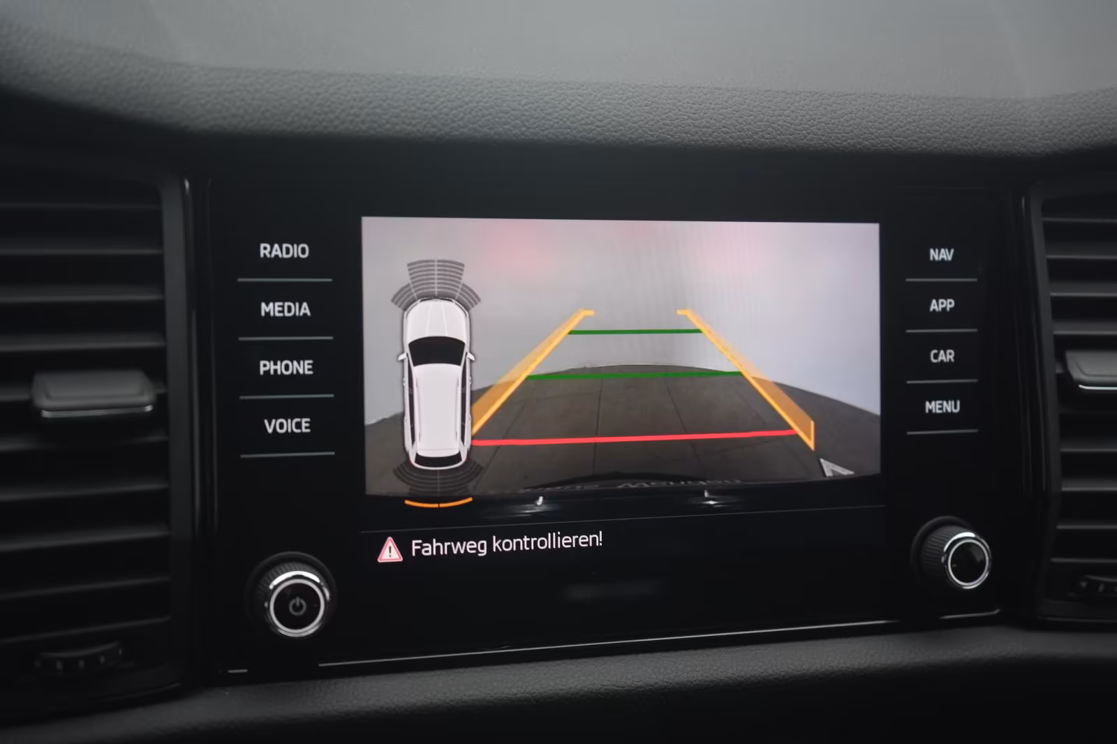 (B-513) Skoda Kodiaq 2.0 TDI 4x4 DSG Sportline ACC/Kamera/Virt - Image 13