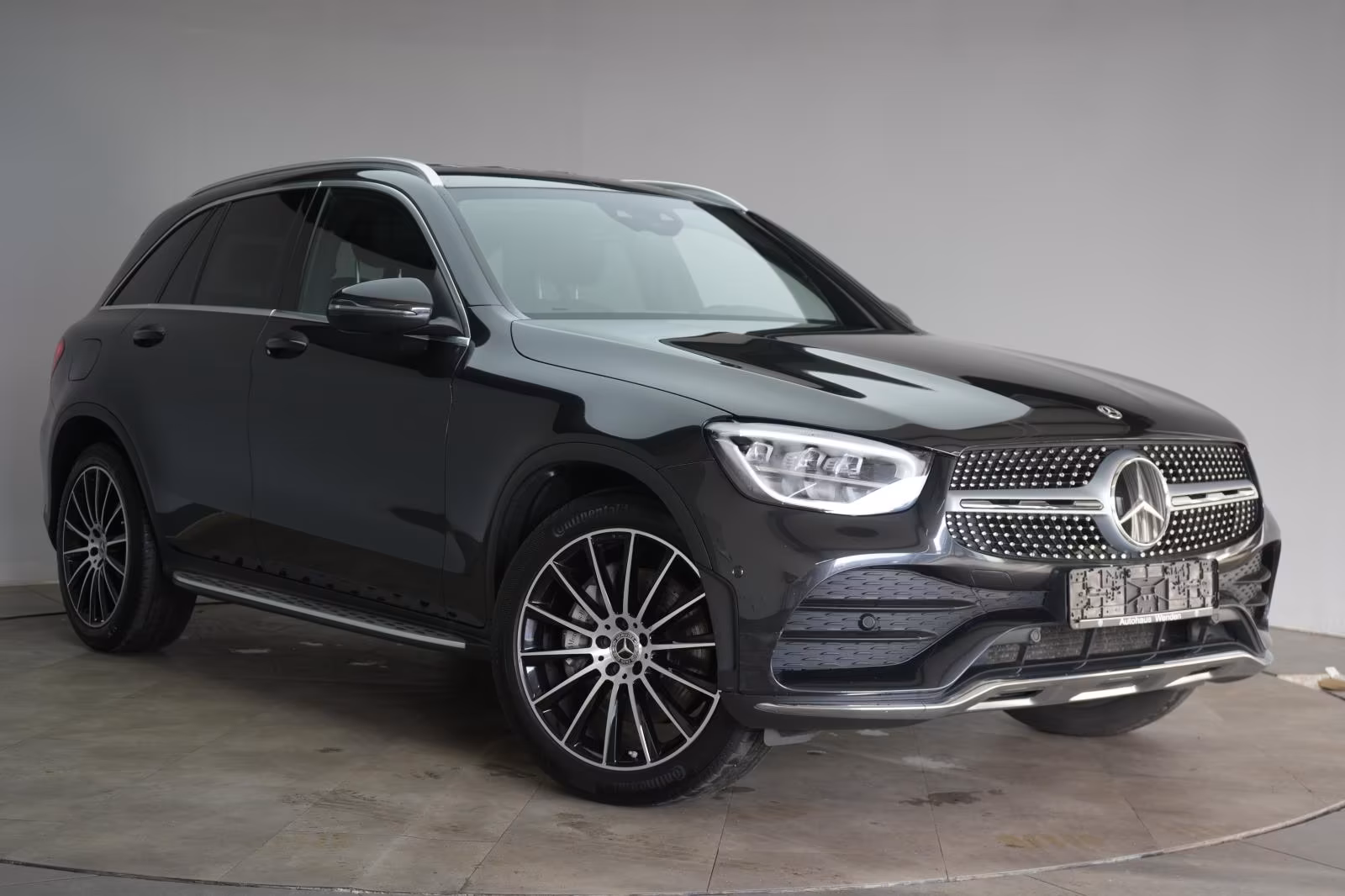 (B-714) Mercedes-Benz GLC 220 d 4Matic 9G-Tronic AMG Distronic/Kam - Image 1