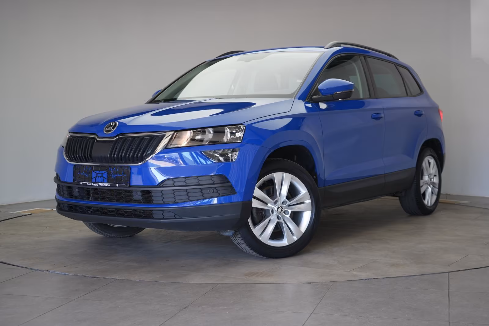 (B-290) Skoda Karoq 2.0 TDI Style CarPlay/Temp/Klimaauto - Image 3