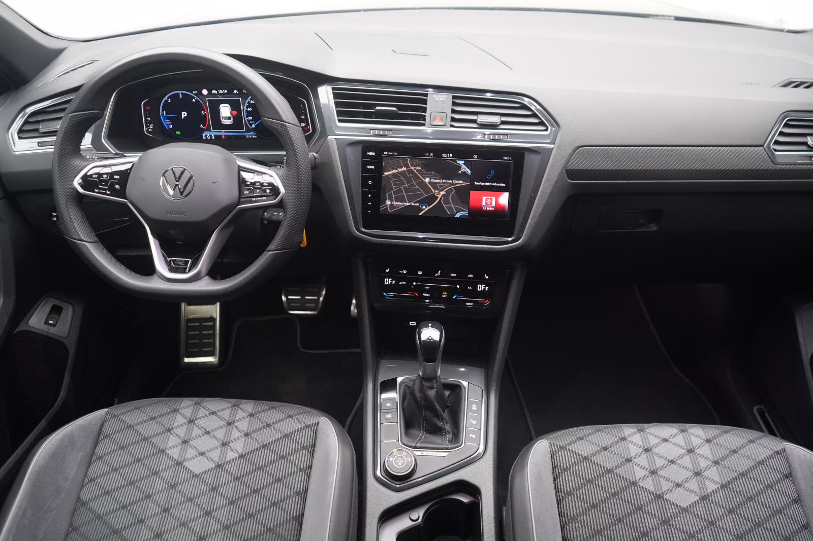(B-606) Volkswagen Tiguan 2.0 TDI 4MOTION R-Line AHK/ACC/Kamera - Image 12