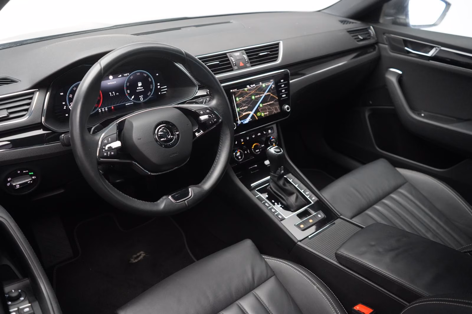 (B-097) Skoda Superb L&K 2.0 TDI DSG Leder/ACC/Kamera/AHK/Stan - Image 6
