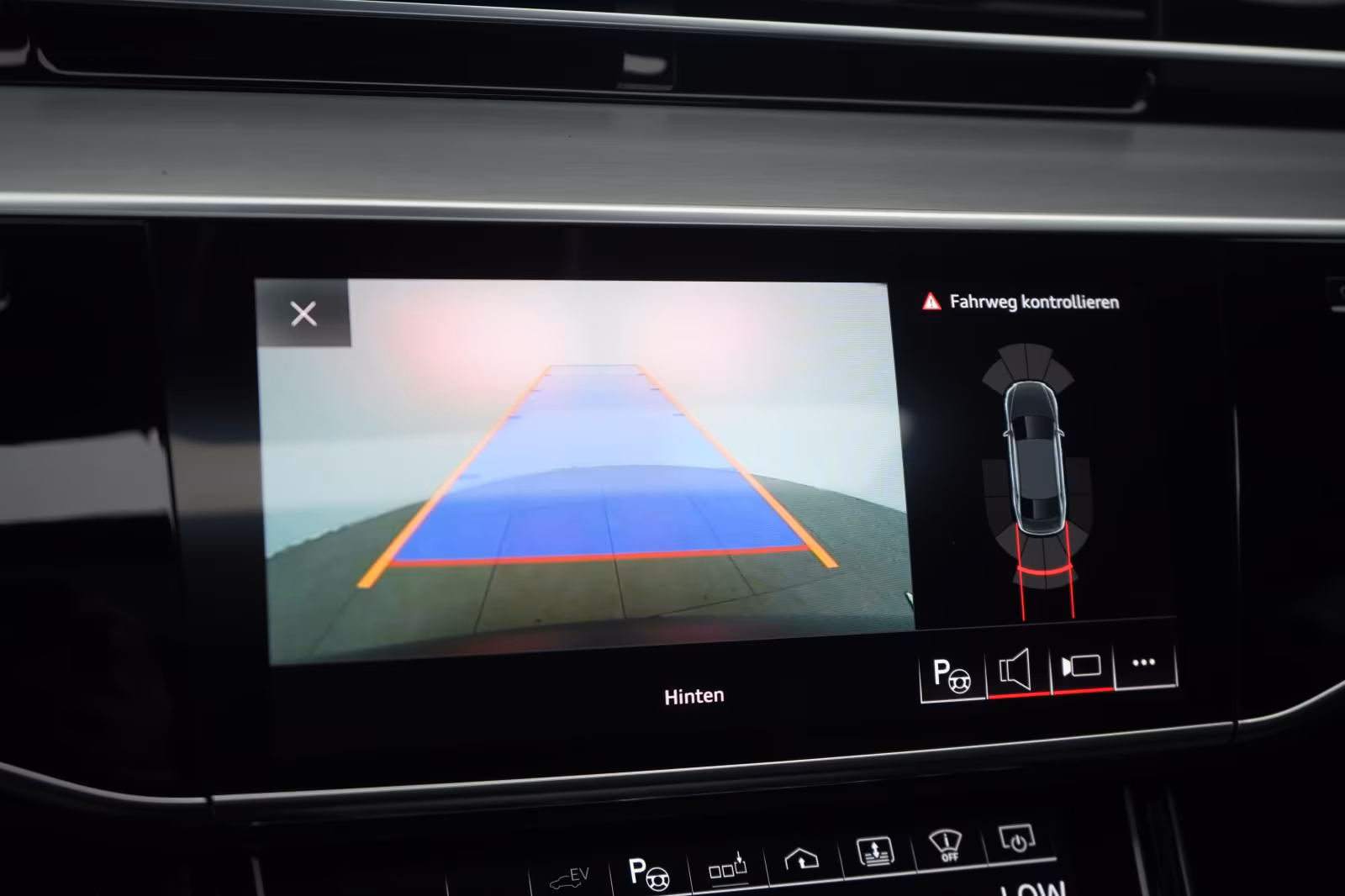 (B-307) Audi A8 60 TFSI e quattro tiptronic Leder/ACC/Kamera/ - Image 20