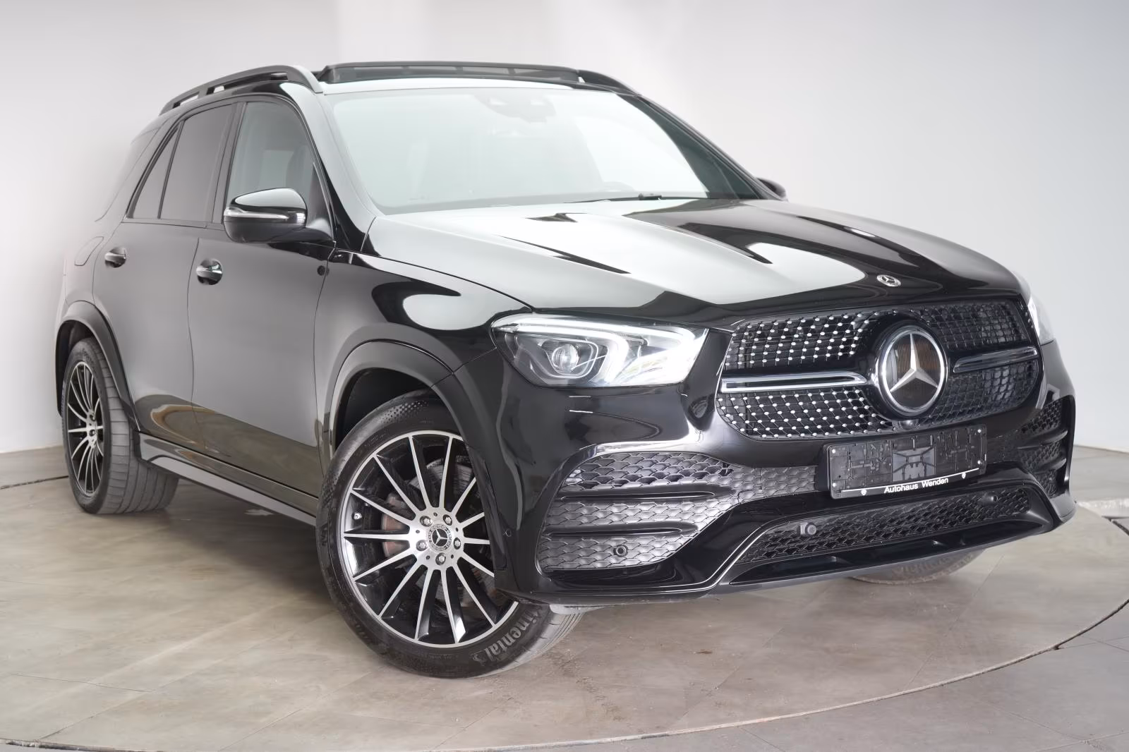(B-460) Mercedes-Benz(Hybrid) GLE 350 de 4Matic 9G-Tronic AMG Distronic/HUD/Ka - Image 1