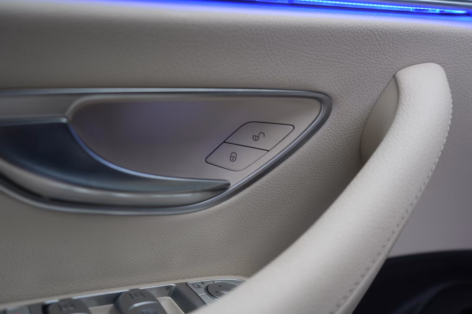 (B-368) Mercedes-Benz(Hybrid) E 300 de 4Matic T 9G-Tronic Avantgarde Distronic - Image 16
