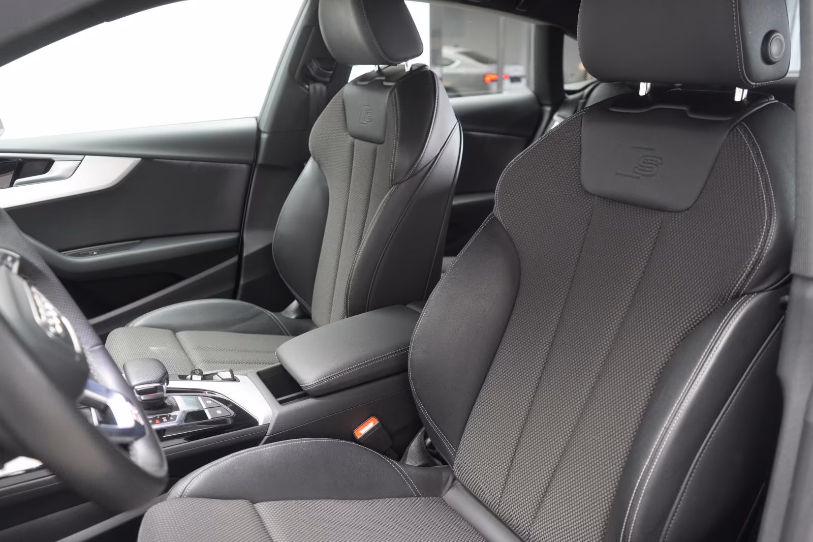 (B-377) Audi A5 40 TFSI S tronic S line ACC/Kamera/Lane/Side/ - Image 7
