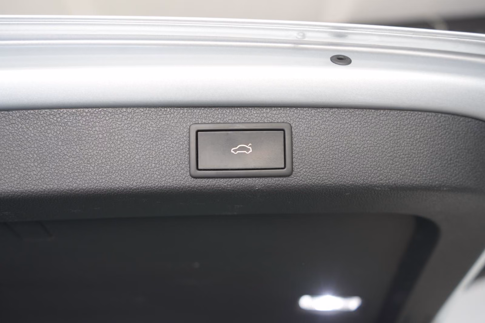 (B-190) Skoda Superb 2.0 TDI DSG L&K Leder/ACC/Pano/Canton/Vir - Image 31