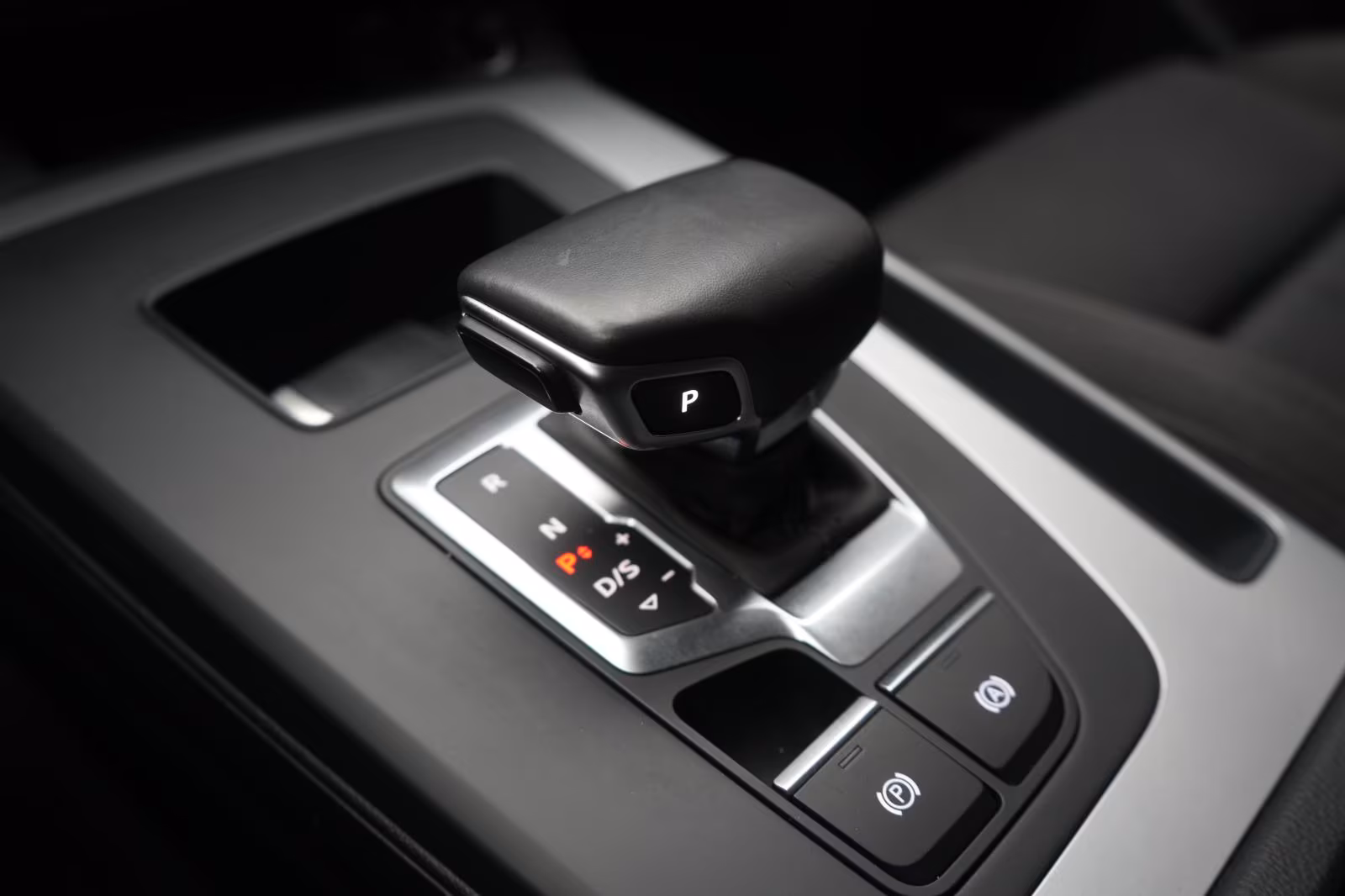 (B-168) Audi Q5 40 TDI quattro S tronic S line Temp/Kamera/Vi - Image 18