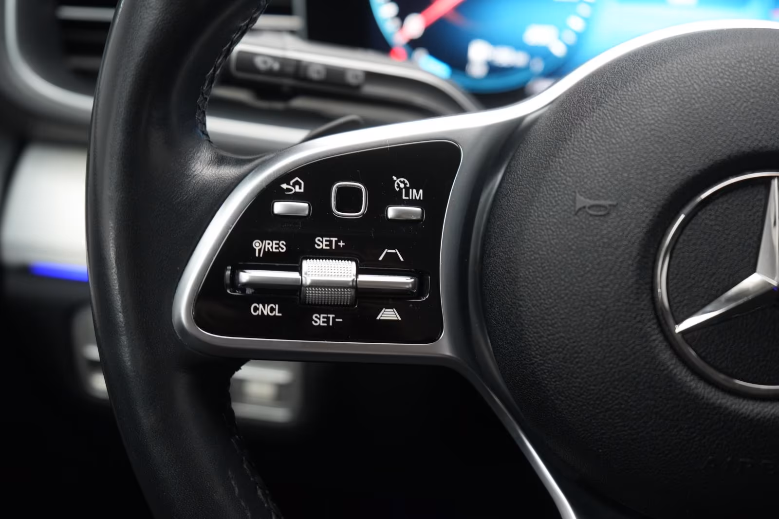 (B-599) Mercedes-Benz GLE 300 d 4Matic 9G-Tronic Leder/Distronic/Kam - Image 13