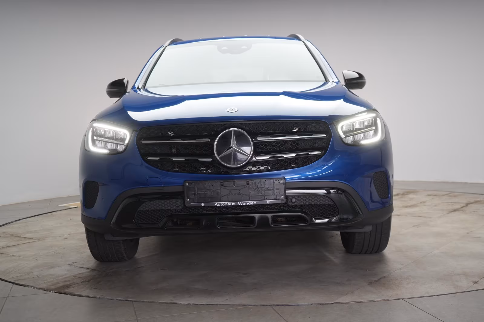 (B-230) Mercedes-Benz(Hybrid) GLC 300 de 4Matic 9G-Tronic Leder/Distronic/Ka - Image 2