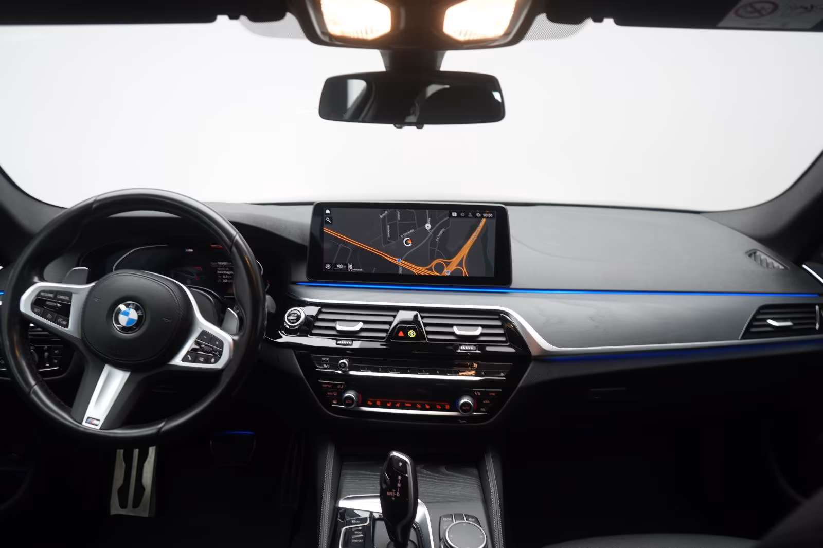 (B-450) BMW 530 d Touring M Sport Leder/Temp/Kamera/H&K/Virt - Image 12