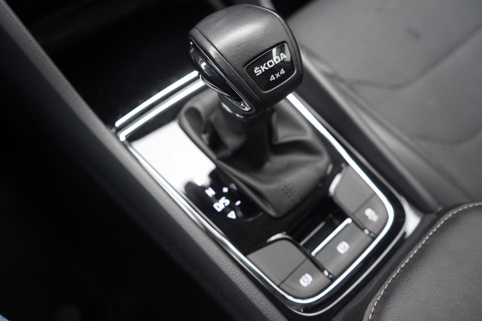 (B-056) Skoda Kodiaq 2.0 TDI 4x4 DSG Style ACC/Kamera/Virtual/ - Image 12