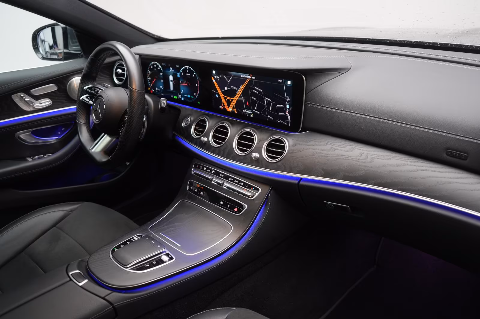 (B-198) Mercedes-Benz E 300 d 4Matic T 9G-Tronic AMG Distronic/Kamera/ - Image 10