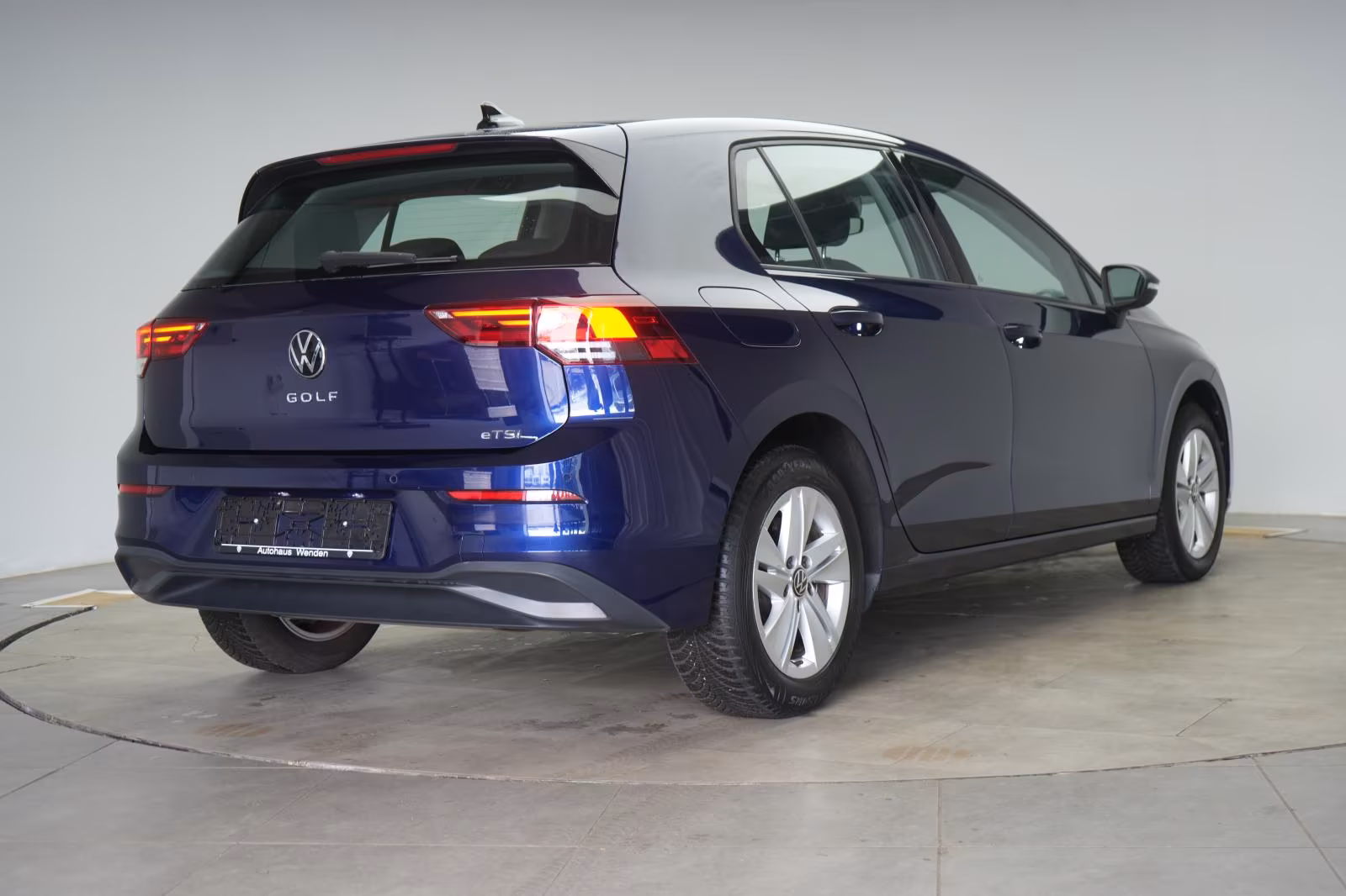 (B-323) Volkswagen Golf 1.5 eTSI DSG Life ACC/Kamera/Virtual/Lane/S - Image 5