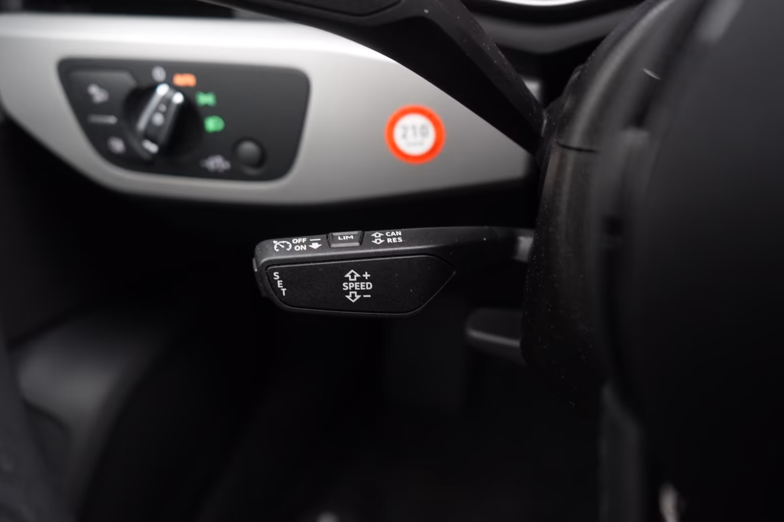 (B-080) Audi A4 40 TDI S tronic S line Navi/Temp/Virtual/ - Image 12