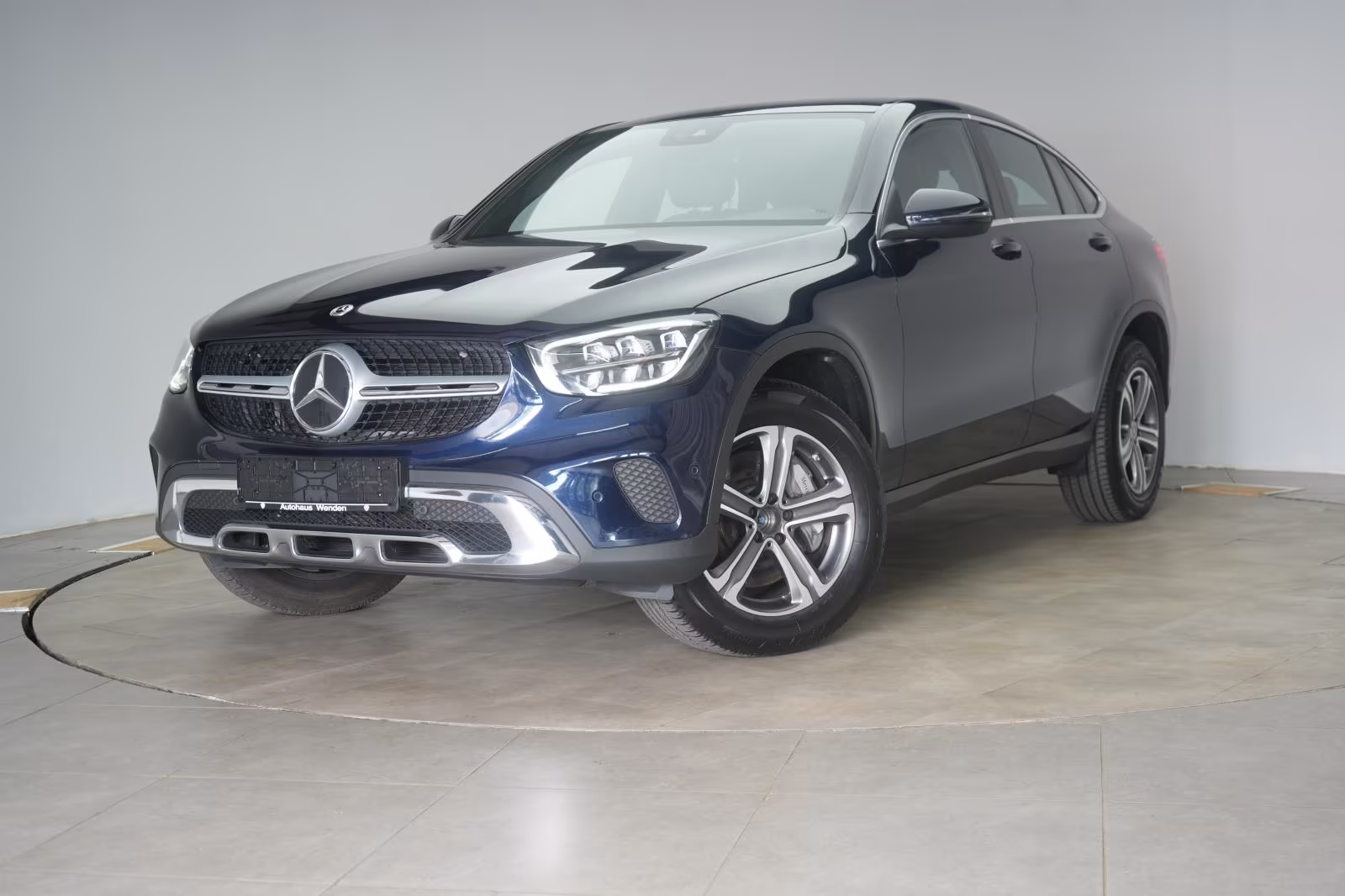 (B-713) Mercedes-Benz(Hybrid) GLC 300 de 4Matic Leder/Temp/Kamera/AHK - Image 3