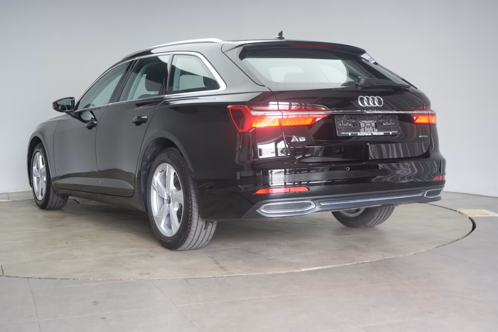 (B-473) Audi A6 40 TDI quattro S tronic sport Navi/ACC/Lane/ - Image 4