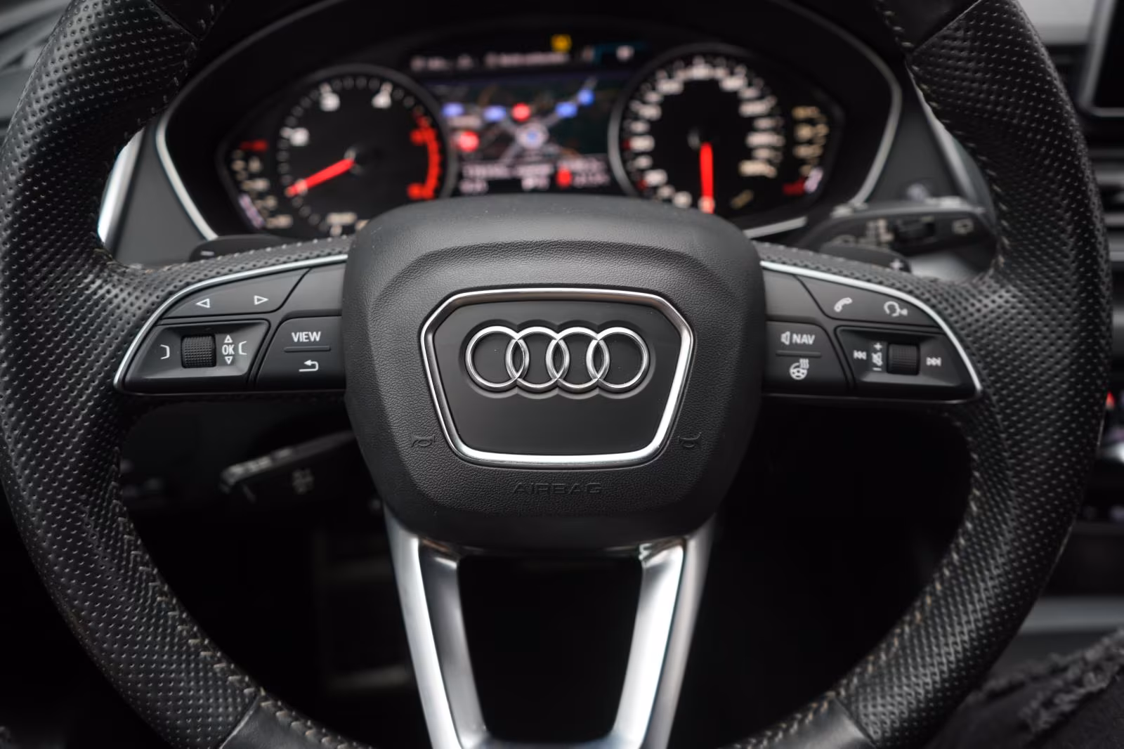 (B-123) Audi Q5 40 TDI quattro S-Line Temp/Kamera/AHK/Massage - Image 14