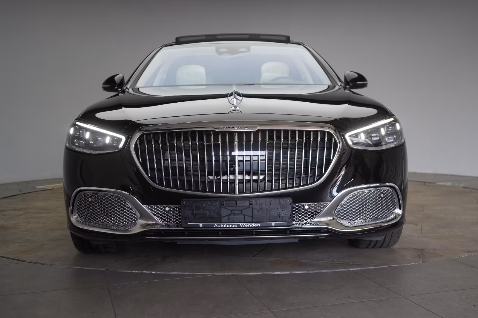 (B-402) Mercedes-Benz S 680 Maybach L 4Matic Distr/Pano/Chauffer/ - Image 2