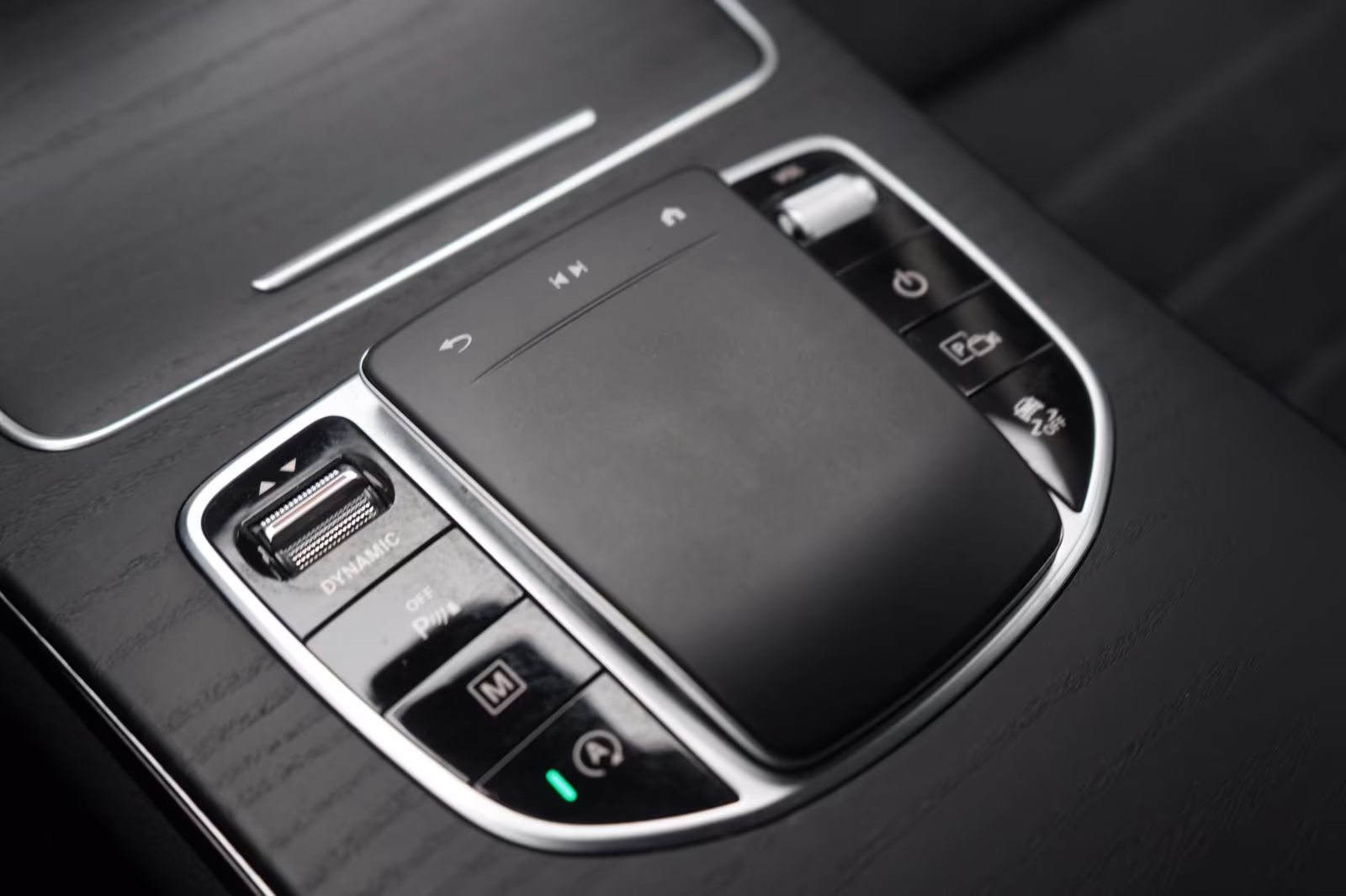 (B-272) Mercedes-Benz GLC 300 d 4Matic 9G-Tronic AMG Temp/Kamera/ - Image 12