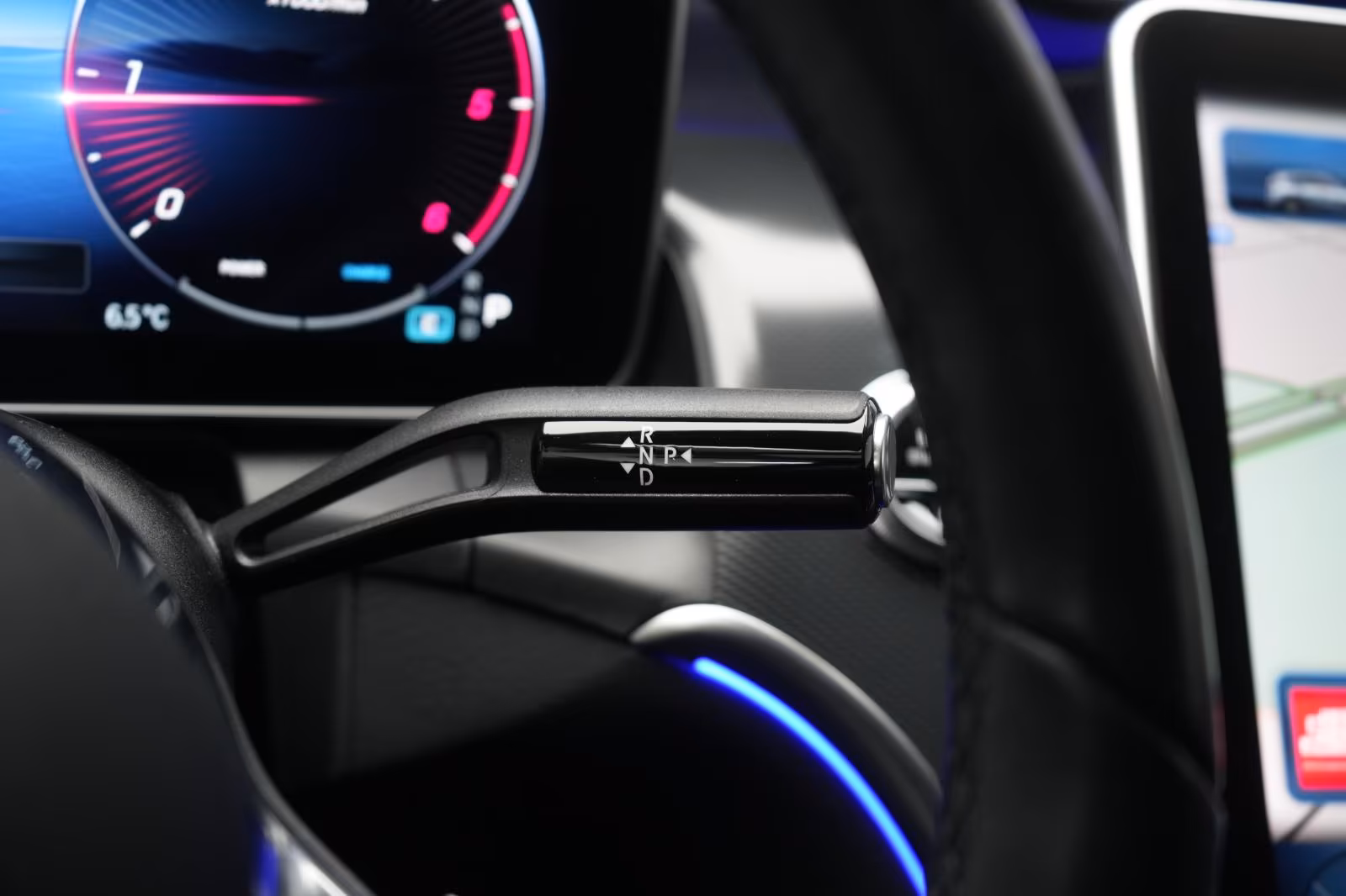 (B-597) Mercedes-Benz GLC 220 d 4Matic 9G-Tronic Avantgarde Advance - Image 12