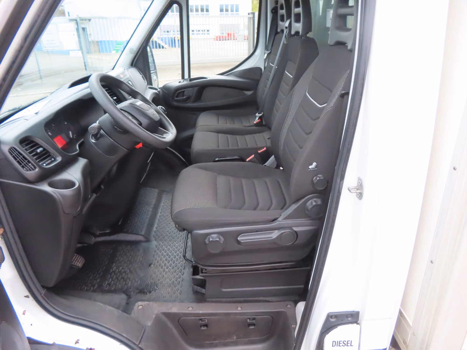 (IV-165) Iveco 35C16 3,0 Möbelkoffer - Image 6