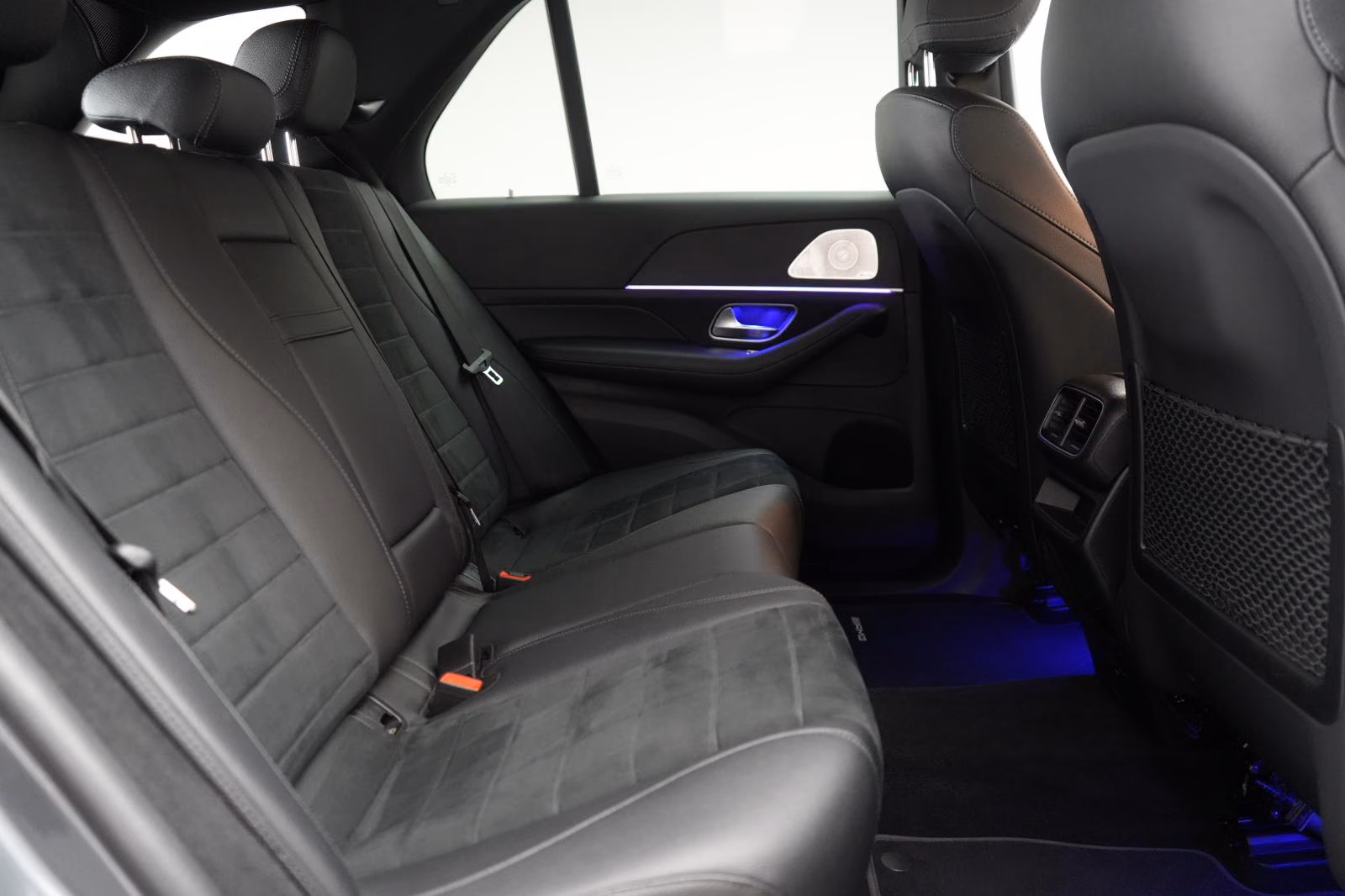 (B-539) Mercedes-Benz(Hybrid) GLE 350 de 4Matic 9G-T AMG Softclose/Burmeste - Image 11
