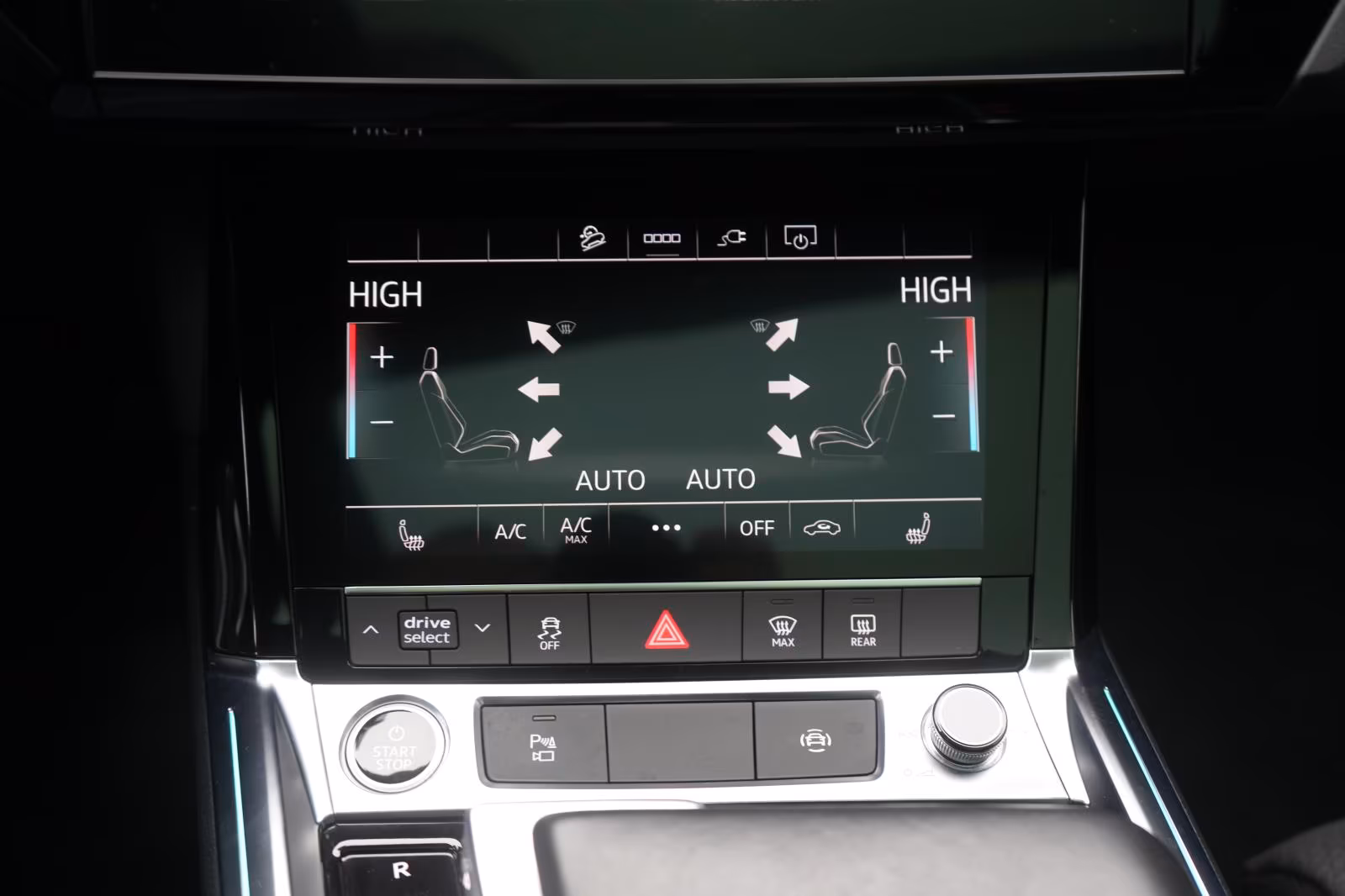 (B-506) Audi e-tron 55 quattro S line - Image 14