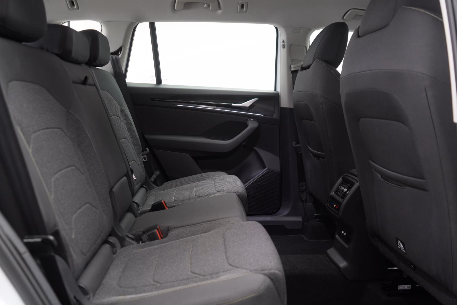 (B-074) Skoda Kodiaq 2.0 TDI 4x4 DSG Selection ACC/Kamera/Memo - Image 9