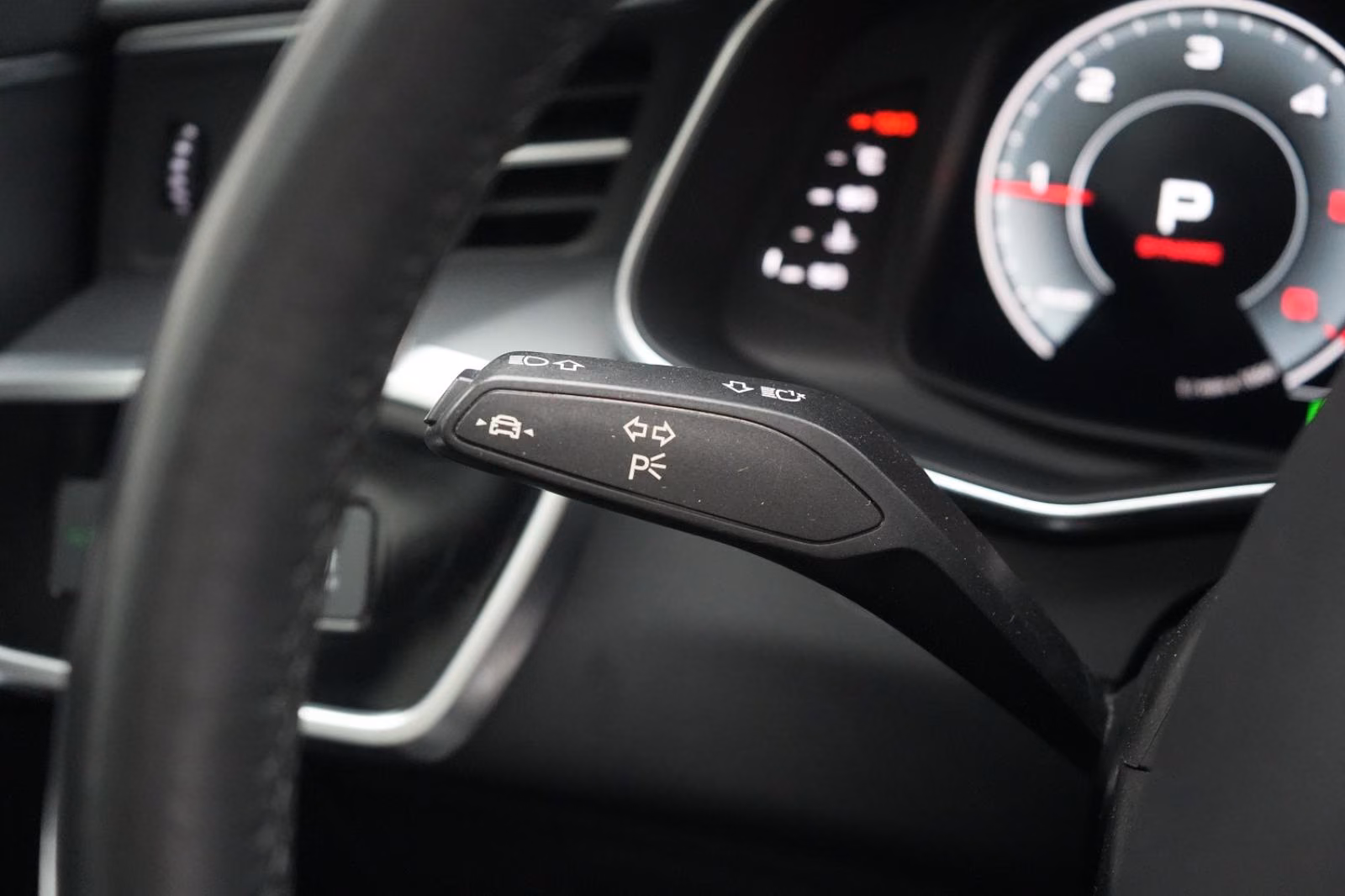(B-127) Audi A6 40 TDI S tronic Temp/Kamera/Virtual/AHK/Pano/ - Image 13