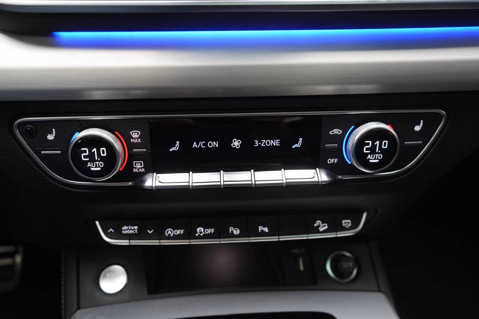 (B-112) Audi Q5 40 e TDI S-line quattro Temp/Kamera/Pano/HUD/ - Image 16